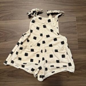 Jessica Simpson Monochrome Patterned Denim style Romper size 12M